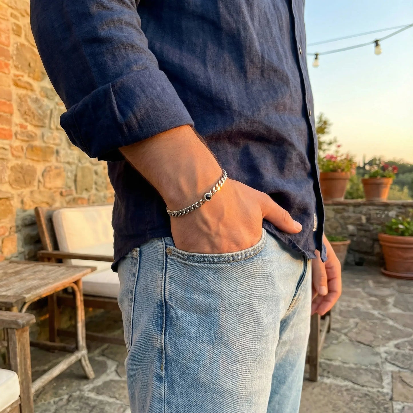 צמיד גורמט לגבר - עם תמונה מוצפנת